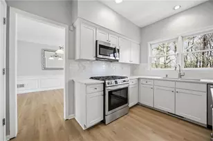 7505 Brookwood Way, Cumming, GA 30041 - Photo 10