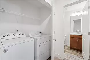 6395 Shalks Xing Dr, Lithonia, GA 30058 - Photo 20