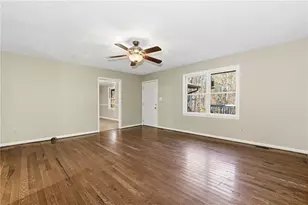 18 Rosalyn Dr SW, Rome, GA 30165 - Photo 4