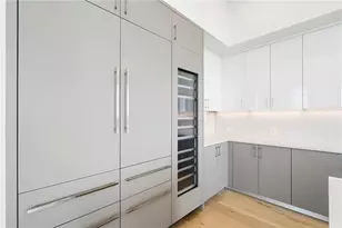 2425 Peachtree Rd, Atlanta, GA 30305 - Photo 8