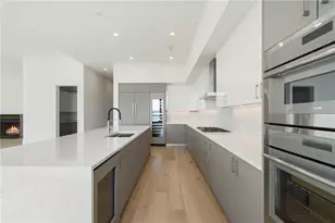 2425 Peachtree Rd, Atlanta, GA 30305 - Photo 8