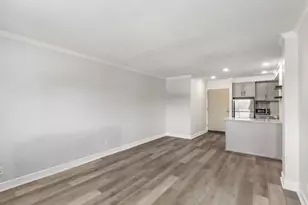 2285 Peachtree Rd NE, Atlanta, GA 30309 - Photo 12