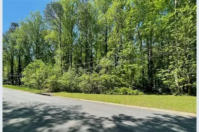 1389 Branchwood Drive, Snellville, GA 30078 - Photo 4