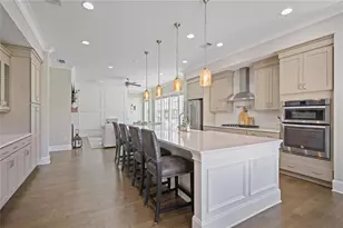 6435 Lucent Ln, Atlanta, GA 30328 - Photo 12