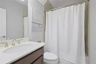 6435 Lucent Ln, Atlanta, GA 30328 - Photo 32