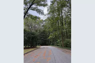 1095 Nawench Drive, Atlanta, GA 30327 - Photo 18