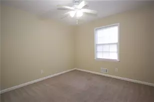 4656 Bristol Dr, Conyers, GA 30094 - Photo 10