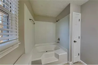 42 Breckenridge Drive, Powder Springs, GA 30127 - Photo 10