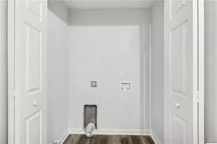 2355 Burdett Ridge Dr, Atlanta, GA 30349 - Photo 16