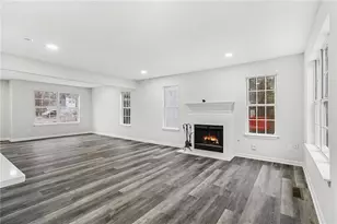 2355 Burdett Ridge Dr, Atlanta, GA 30349 - Photo 8