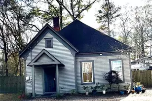 1735 Bolton Rd NW, Atlanta, GA 30318 - Photo 1