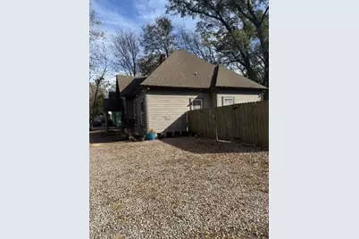 1735 Bolton Road NW, Atlanta, GA 30318 - Photo 10