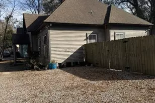 1735 Bolton Rd NW, Atlanta, GA 30318 - Photo 10