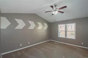 731 Bridgewood Ct, Lithonia, GA 30058 - Photo 16