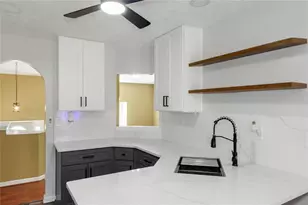 731 Bridgewood Ct, Lithonia, GA 30058 - Photo 14