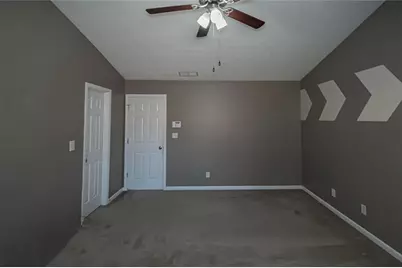 731 Bridgewood Court, Lithonia, GA 30058 - Photo 18