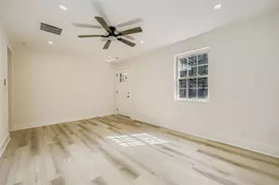 3099 Delowe Dr, Atlanta, GA 30344 - Photo 4