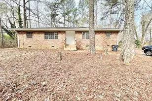 6496 Raymond Dr, Union City, GA 30291 - Photo 1