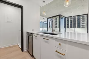 3324 Peachtree Rd NE, Atlanta, GA 30326 - Photo 8