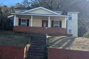 709 College St, Calhoun, GA 30701 - Photo 1