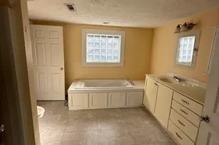 709 College St, Calhoun, GA 30701 - Photo 12