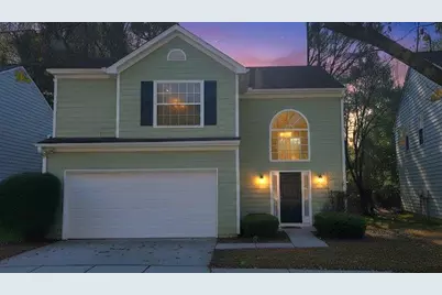 4915 Lakebrooke Run, Stone Mountain, GA 30087 - Photo 2