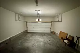 7381 Parkland Bend, Fairburn, GA 30213 - Photo 2