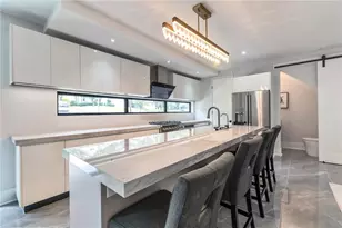 1653 Wayland Cir NE, Brookhaven, GA 30319 - Photo 12