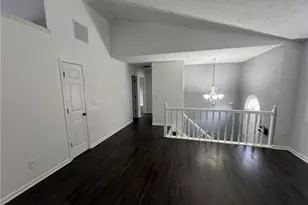 5568 Elderberry Ln, Flowery Branch, GA 30542 - Photo 4