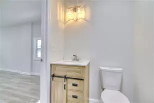 1215 Sheppard Pl, Stone Mountain, GA 30083 - Photo 12