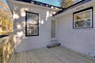 1215 Sheppard Pl, Stone Mountain, GA 30083 - Photo 20