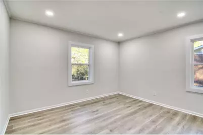 1215 Sheppard Place, Stone Mountain, GA 30083 - Photo 18