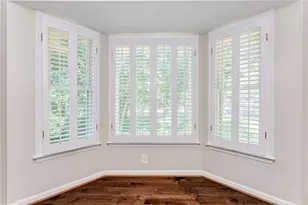 1 Plantation Dr NE, Atlanta, GA 30324 - Photo 10