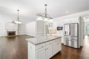 7880 Gable Dr, Douglasville, GA 30135 - Photo 2