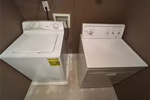 924 Tree Creek Blvd, Lawrenceville, GA 30043 - Photo 20