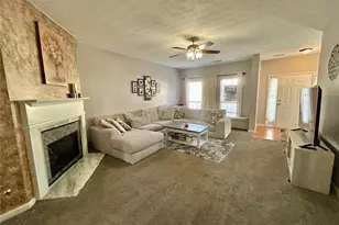 924 Tree Creek Blvd, Lawrenceville, GA 30043 - Photo 12