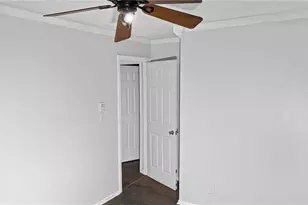 8154 Tudor Dr, Jonesboro, GA 30238 - Photo 12