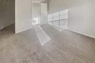 1246 Carriage Trace Cir, Stone Mountain, GA 30087 - Photo 4