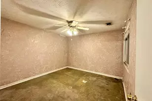 1001 Lake Pointe Cir, Roswell, GA 30075 - Photo 16