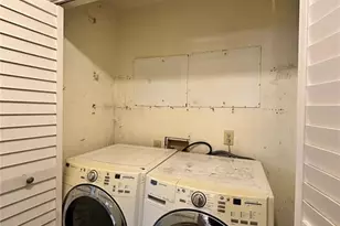 1001 Lake Pointe Cir, Roswell, GA 30075 - Photo 18