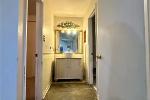 1001 Lake Pointe Cir, Roswell, GA 30075 - Photo 12