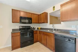 8399 Carlington Ln, Jonesboro, GA 30236 - Photo 8