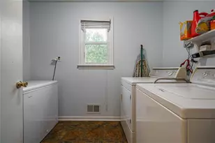 2810 Crystal Brooke Ln, Snellville, GA 30078 - Photo 16