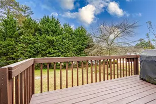 2810 Crystal Brooke Ln, Snellville, GA 30078 - Photo 18