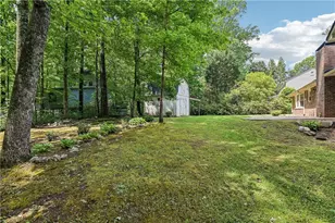 3431 Hickory View Dr NW, Marietta, GA 30064 - Photo 20