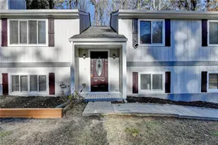 3357 Oak Dr, Snellville, GA 30078 - Photo 4