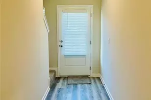 4166 Oakwood Ter Ct, Oakwood, GA 30566 - Photo 4