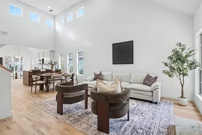 2768 Royal Bluff, Decatur, GA 30030 - Photo 4