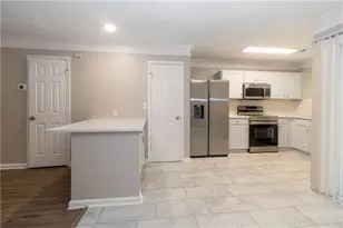 745 Crestwell Circle SW, Atlanta, GA 30331 - Photo 6