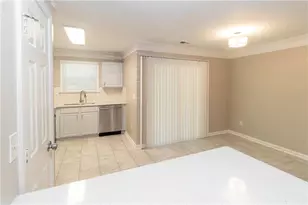 745 Crestwell Circle SW, Atlanta, GA 30331 - Photo 8